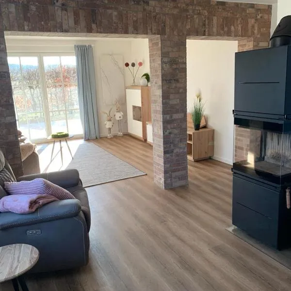 Außergewöhnliche Ferienwohnung in modernen Styl, hotel en Weiding