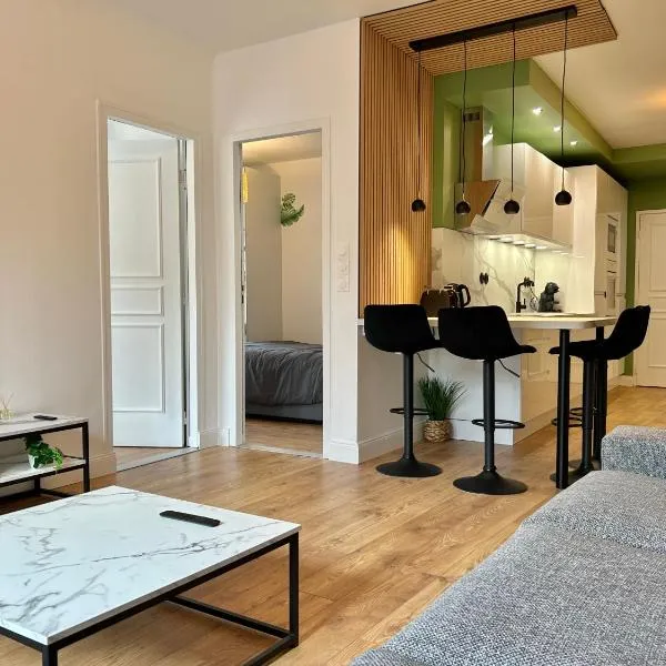 Le Chardon Nancy- 2 chambres- parking gratuit- proche transports et Zénith, hotel di Nancy