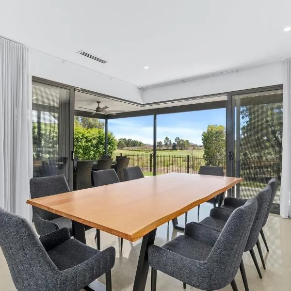 45 On Fairway, hotel in Yarrawonga