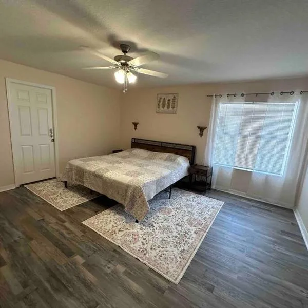 Tranquility Home near Beaches, hotel in Palm Coast