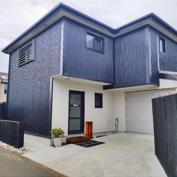 LilyのHome Elegant Retreat near Riccarton Mall, hotel v Christchurchu