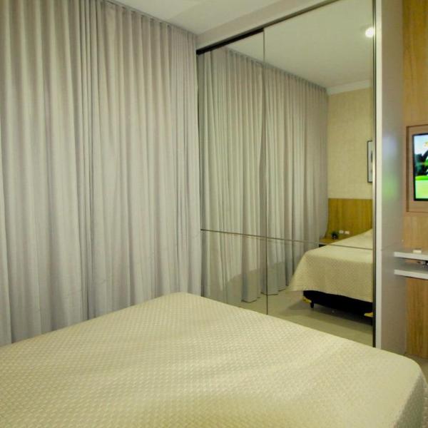 1072 - Apartamento 3 suítes Alto Padrão com SPA na Praia de Bombinhas - Foto 2
