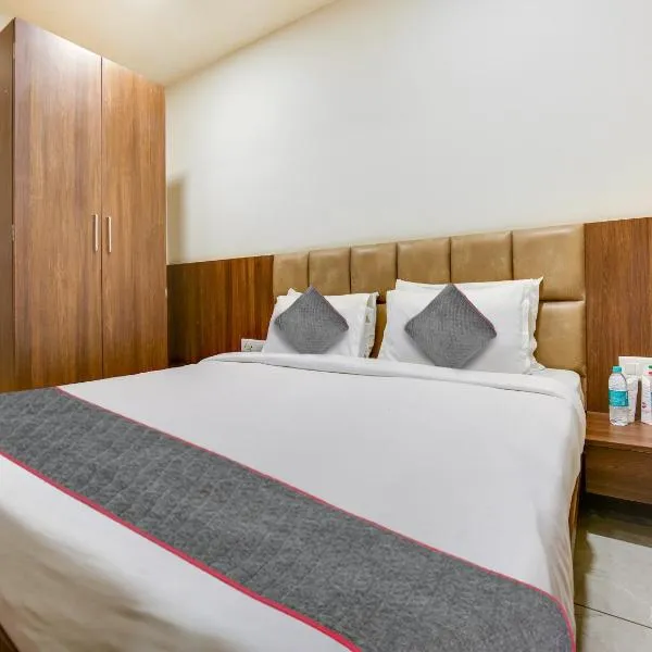 ๋ฃจ๋์๋์ ์์นํ ํธํ
Hotel Ludhiana Regency