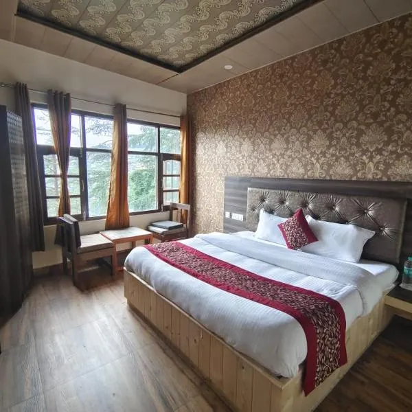 Shimla Royale - Mountain Zest, hotel di Mundaghat 