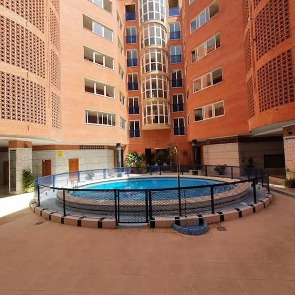Spanish style apartment near the beach, hotel i Torrevieja
