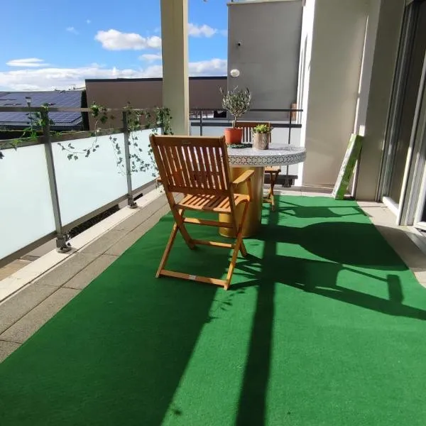 ESCAL'HOME , appart design au pied de l'aéroport,parkings, hotel v destinaci Blagnac