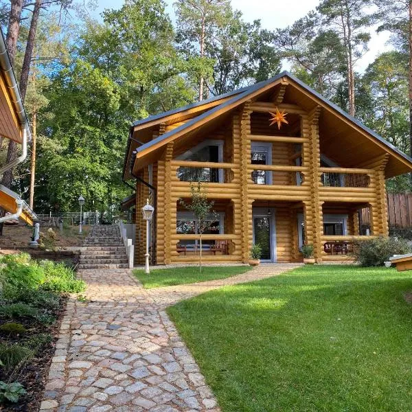 Blockhausvermietung Himmelpfort, hótel í Pian