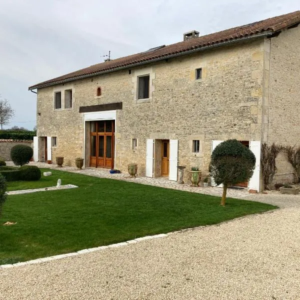La Grange, hotel v destinaci Blanzay