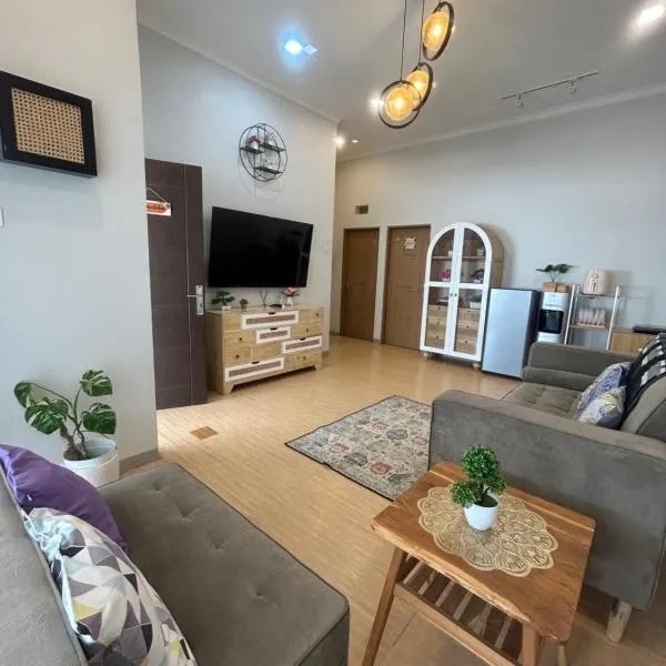 Clamitan House, hotel di Padalarang