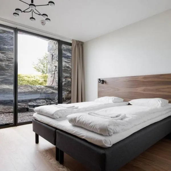 Brand new Studios Amidst Ancient Ruins Oasis, hotel v destinaci Stockholm