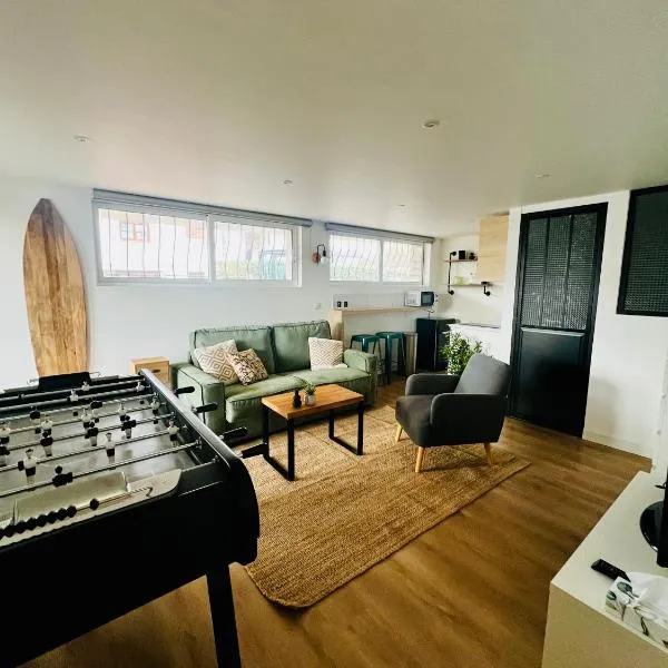 Superbe studio neuf - 20 min Versailles (jo2024), hotel v destinácii Les Clayes-sous-Bois