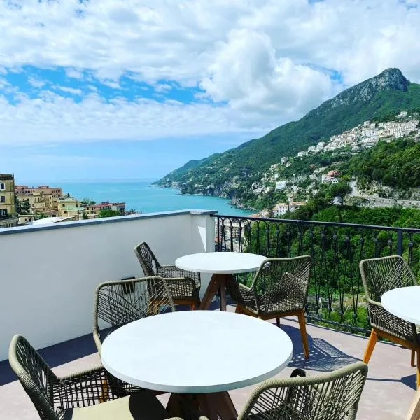 Calamarina B&B, hotel v destinaci Vietri