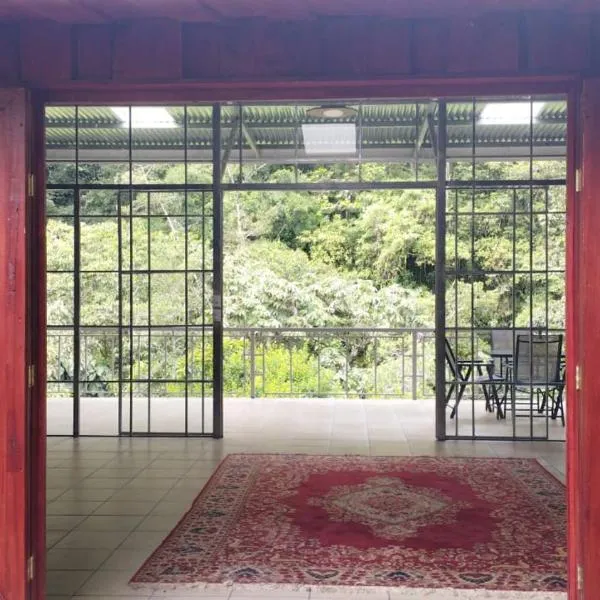 Maison tranquille, hotel v destinaci Rivas