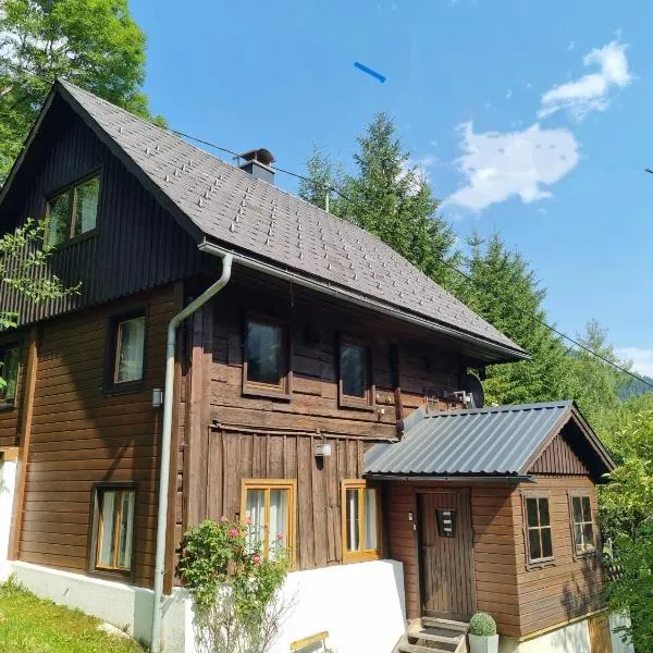 Ferienhaus Chalet Großsölk, hotel sa Großsölk
