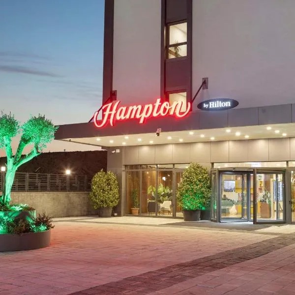 Hampton By Hilton Istanbul Airport, Arnavutkoy, hotel in Istanbul
