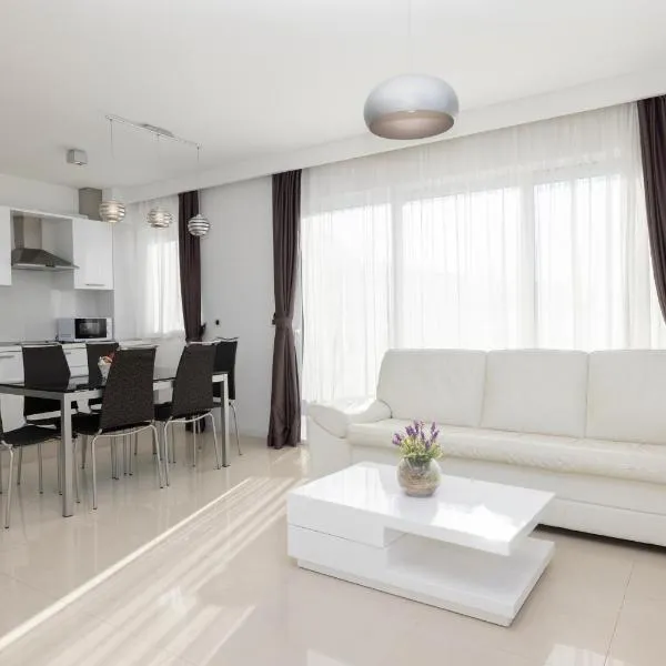 Luxury apartments 3M, hotel in Tučepi