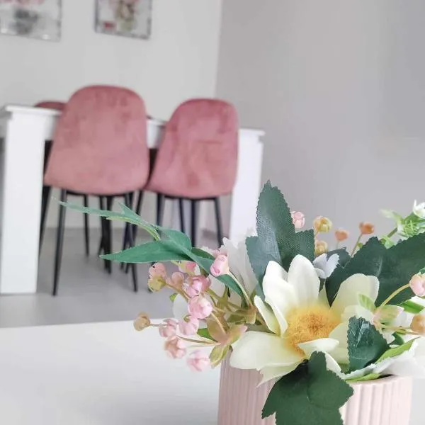 DiP HOME APARTMENTS, Hotel in Pomorie