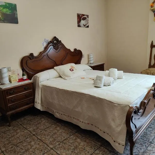vilaboa - servicio de habitaciones, hotel in Villasoto