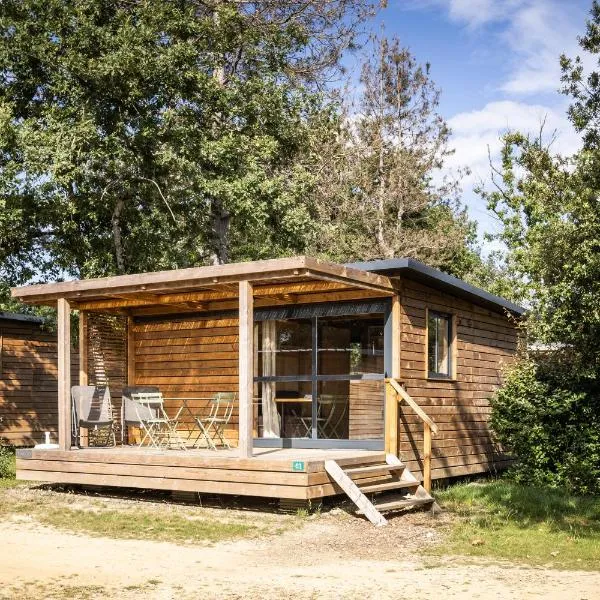 Camping La Pinède, hotel v destinaci Excénevex