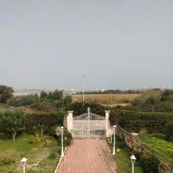 Casa Rosa Isola, hotel u gradu Carrozziere