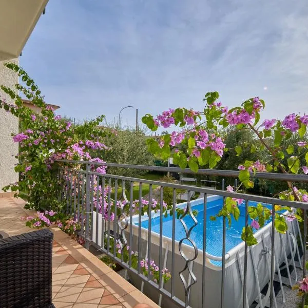App. Mimosa Minerva Holiday Home, hotel v destinaci Manerba del Garda