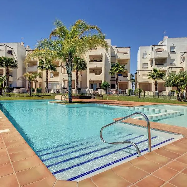 Joe & Clares Apartment on Golf Complex Murcia Region, hotel v destinaci Torre-Pacheco