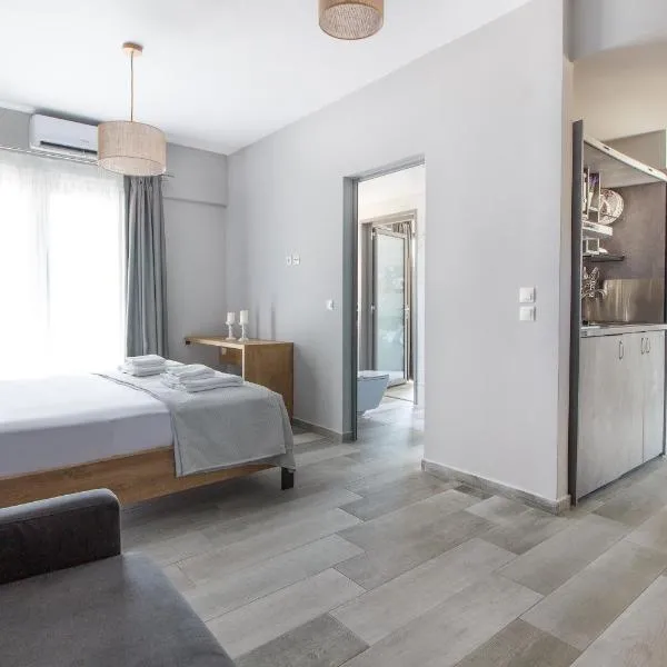 Petradi Luxury Apartments, hotel i Nea Roda