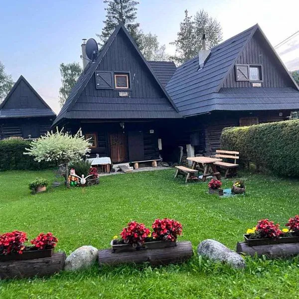 Zuberské dreveničky, hotel v Zuberci