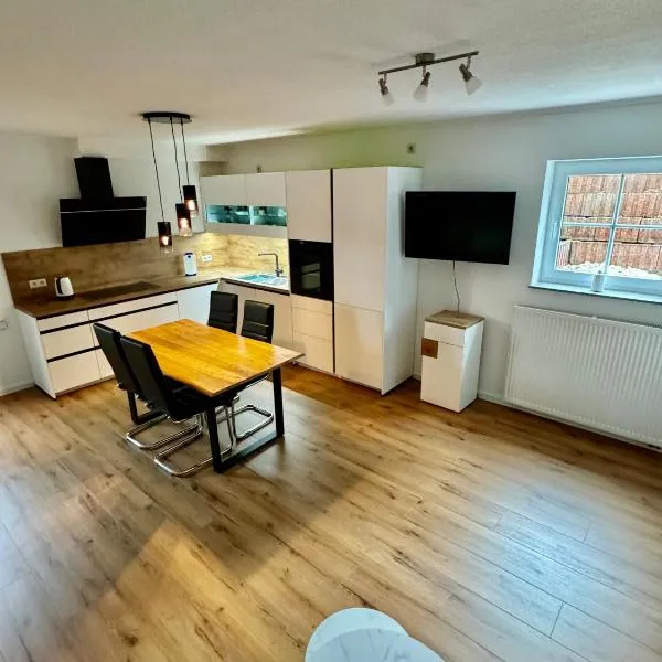Adenauer Forst Ring Apartment, hotel v destinaci Adenau