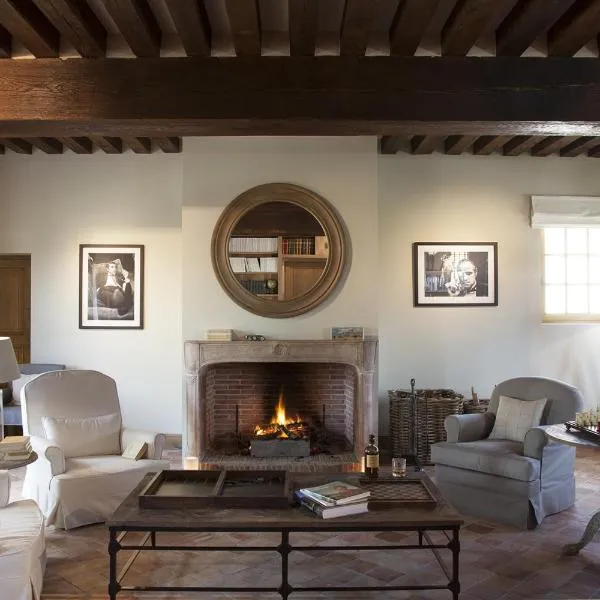 Manoir de Surville Hotel & Spa & restaurant, hotel em Surville