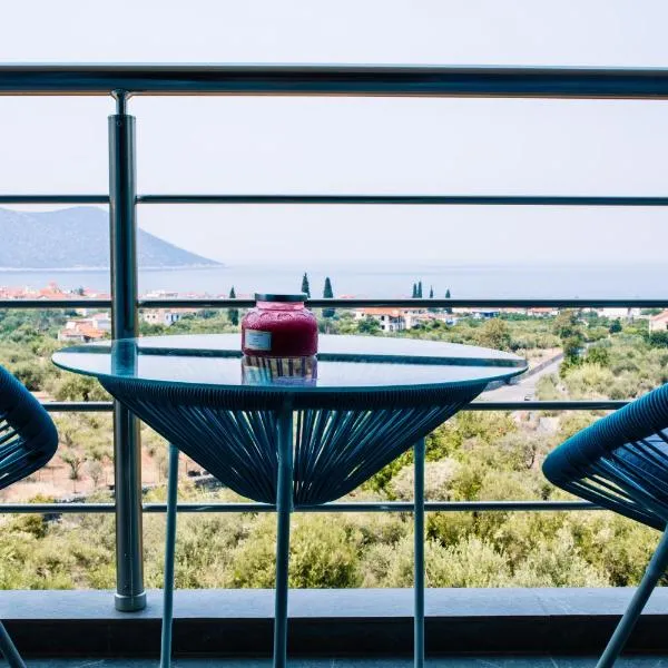 Konatsi Luxury Apartments, hotel v destinaci Tiros