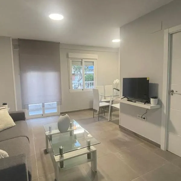 Apartamento moderno y coqueto en playa San Juan, Hotel in Alicante