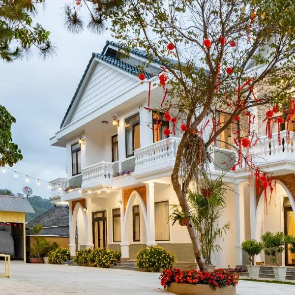 White Villa Đà Lạt, hotel v destinaci Da Lat