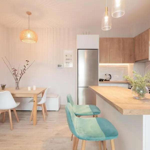 Andriana's 2-Bedroom countryside retreat, hotel en Pandokrátor