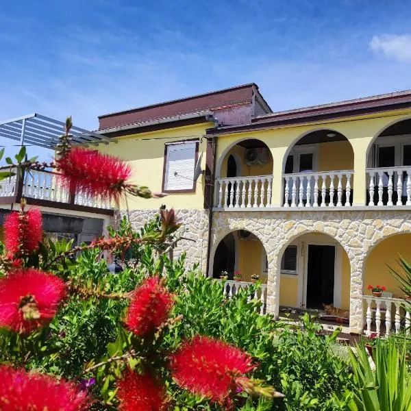 Apartmani Matan Vir, hotel v destinaci Vir