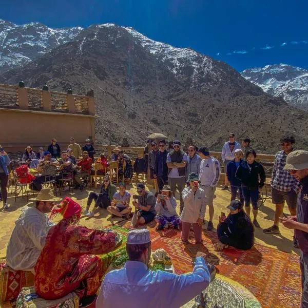 Kasbah Du Roches Armed, hotel di Oukaïmeden