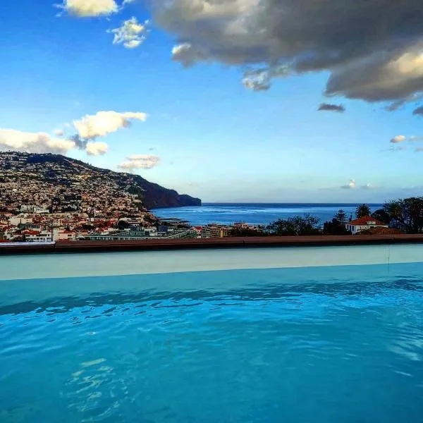 Apartments Madeira Funchal City, hotel ve Funchalu