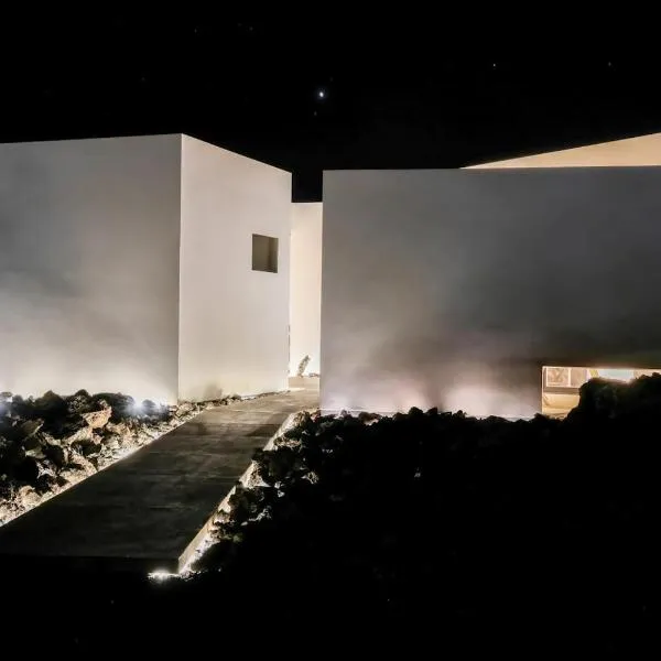 Luxury Villa Vulcano Lajares, ξενοδοχείο σε Lajares