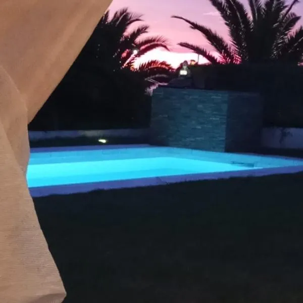 Visión ESCAPE Piriápolis, hotel in Piriápolis