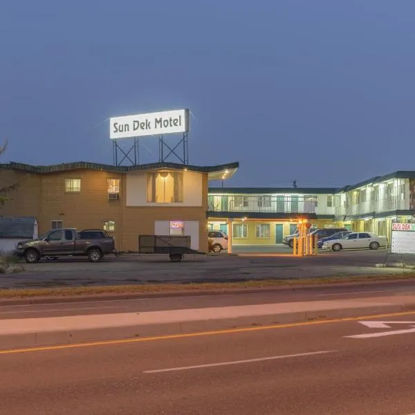 Sun-Dek Motel, hotell i Redcliff