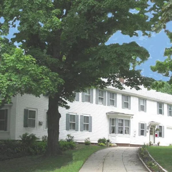 The Bridges Inn at Whitcomb House B&B, hotel en Swanzey