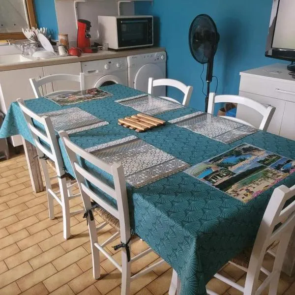 Gite le Nid de l'Erdre, hotel v destinácii La Pouëze