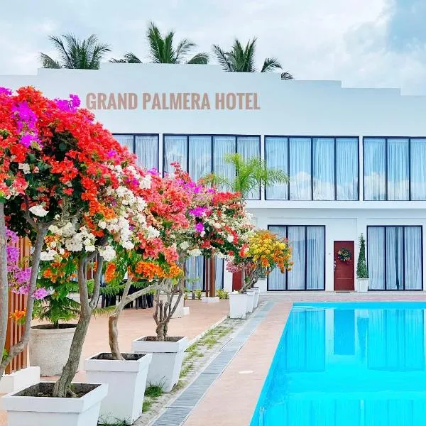 Grand Palmera Hotel, отель в городе Генерал-Сантос