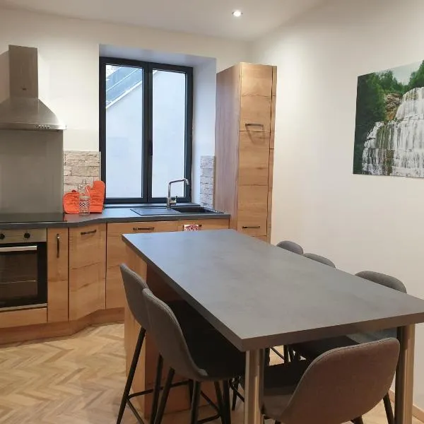 Bonlieu : Au Cœur des Cascades, hotel a Bonlieu