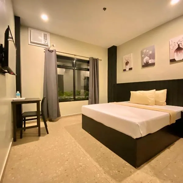 Rudolfo Suites, khách sạn ở Roxas City