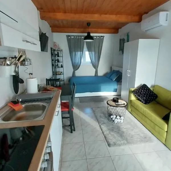 Kuća za odmor PICCOLINA, hotel v destinácii Vinica