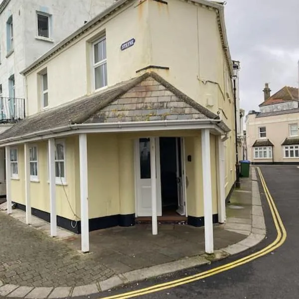 50 meters from Beach., hotel em Bognor Regis