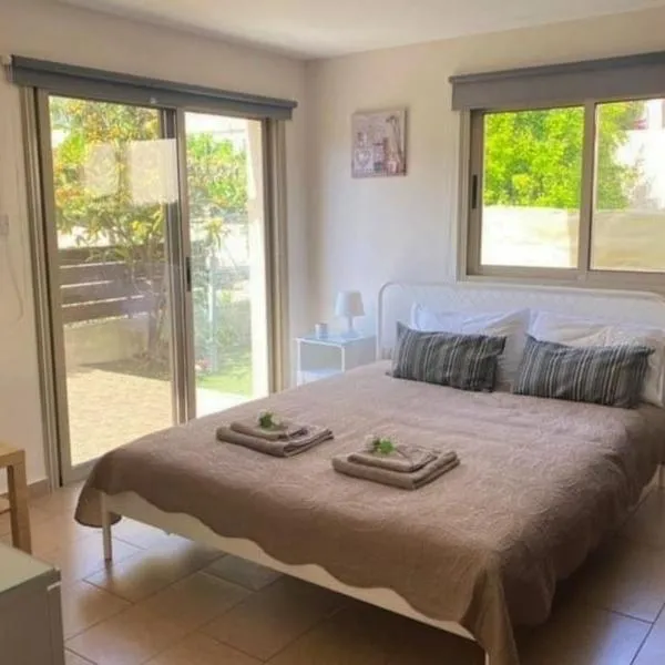 Comfy Apartment Near Paphos, hotel en Yeroskipou