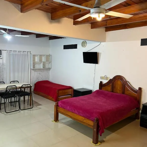 Amplio monoambiente, hotel a Bella Vista