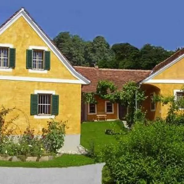Bauernhaus Posch, Ferienappartements, hotel v destinaci Wolfegg